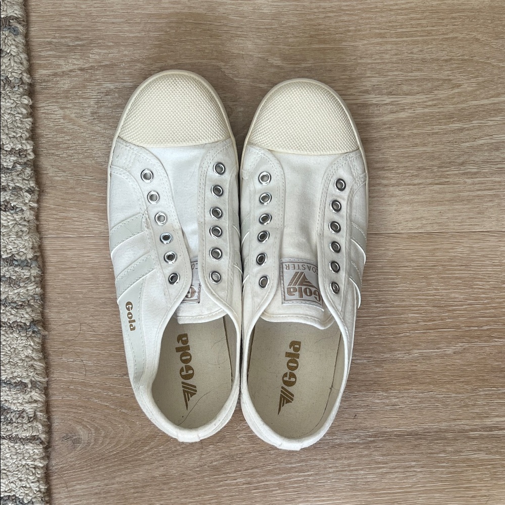 Gola Coaster Slip-on Off-White Casual Sneakers